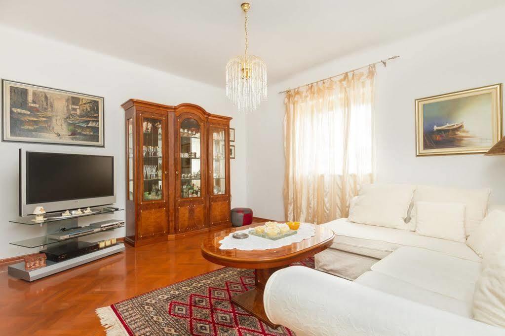 Apartments Dora 스플리트 외부 사진